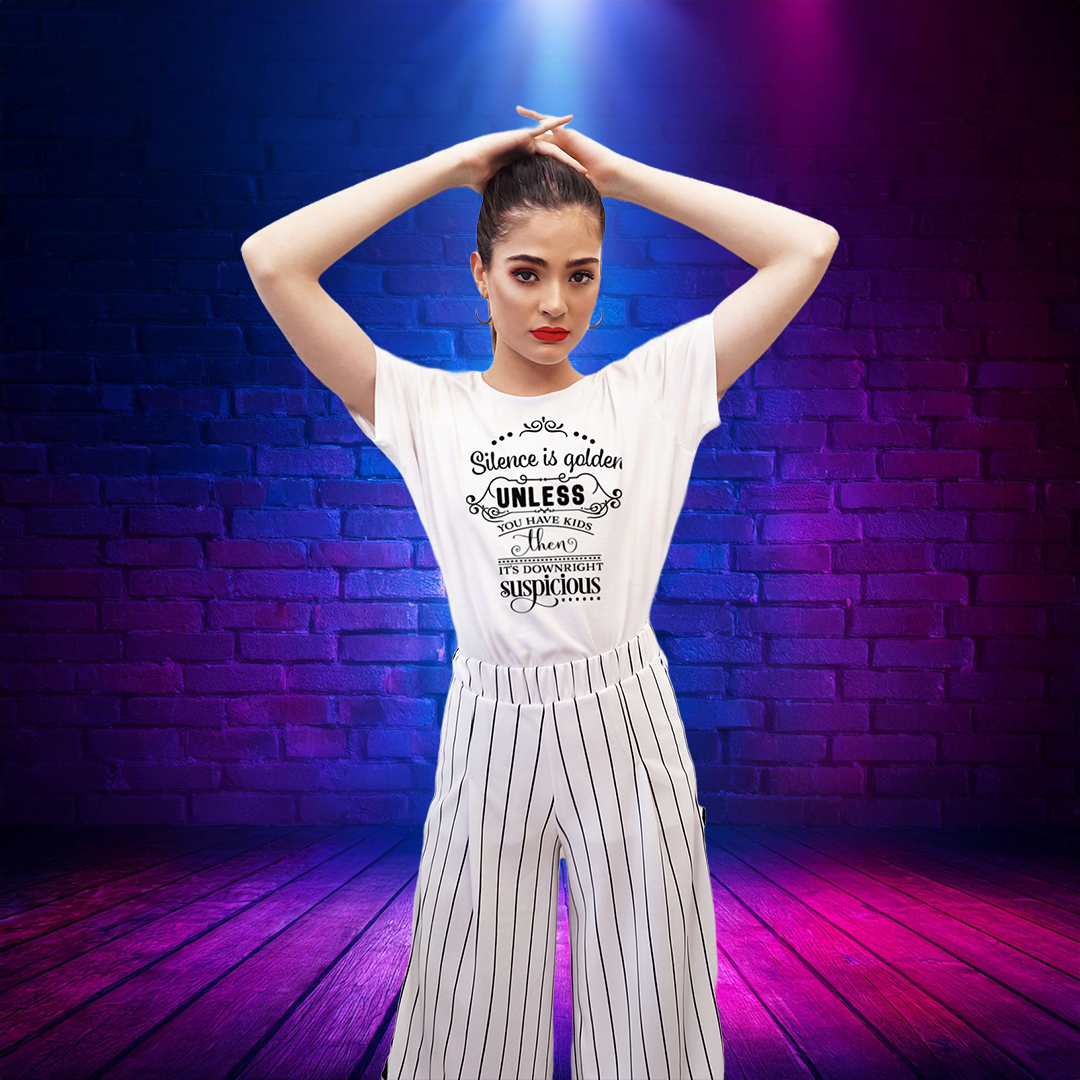 Dames T-shirt “Silence is Golden” – Stijlvol en Veelzeggend - Afbeelding 3